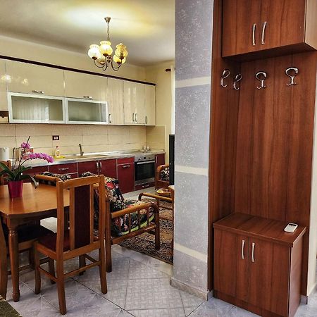 Grace Apartment City Center 티라나 외부 사진