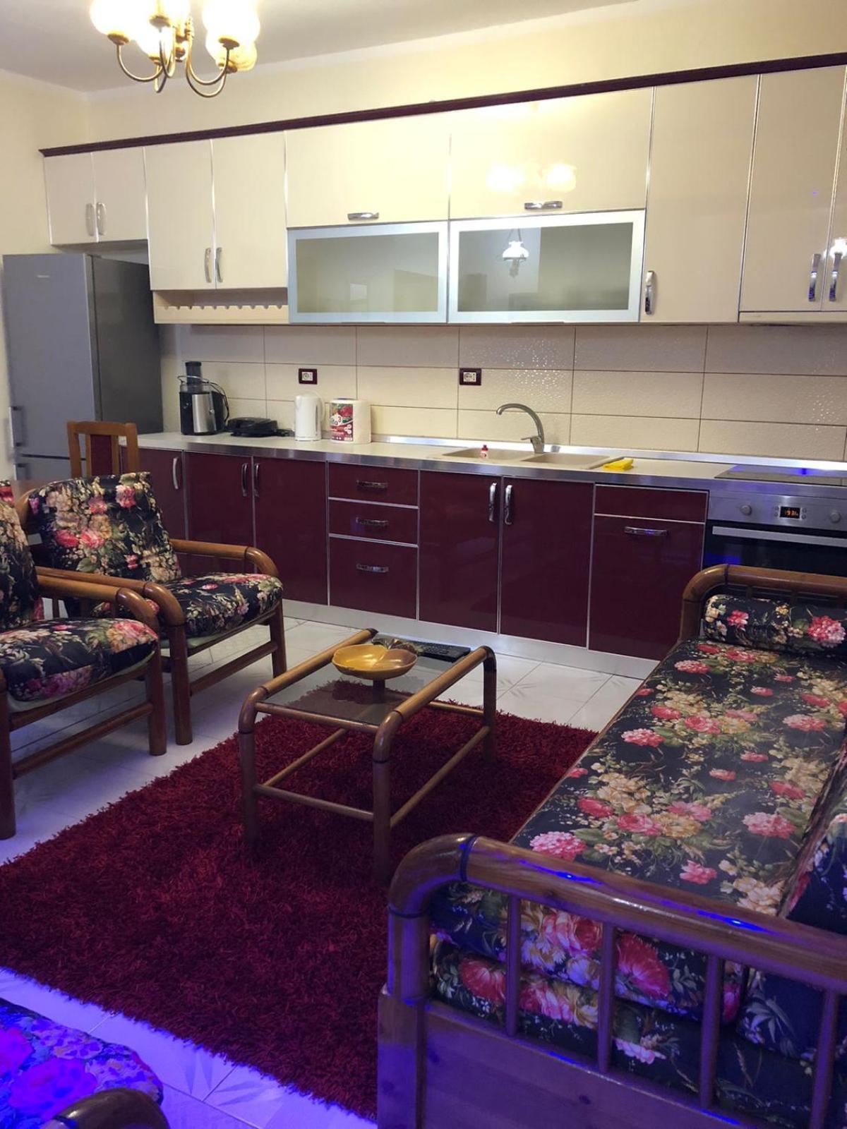 Grace Apartment City Center 티라나 외부 사진