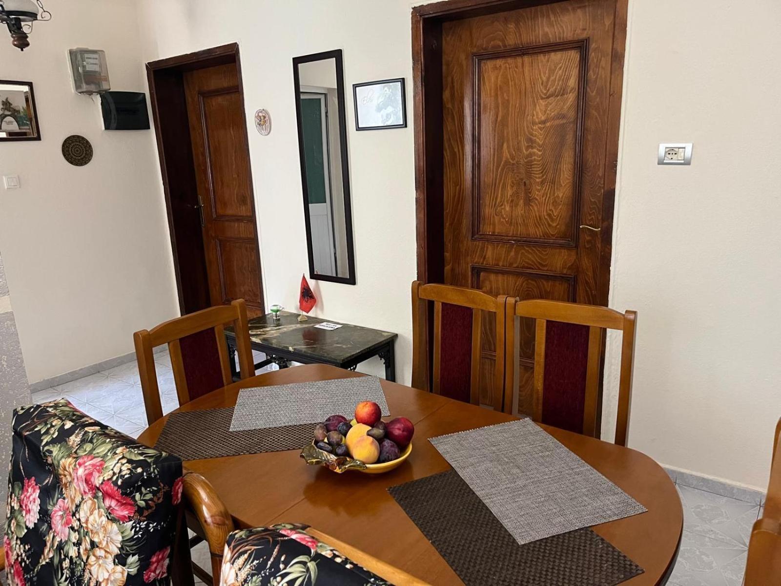Grace Apartment City Center 티라나 외부 사진
